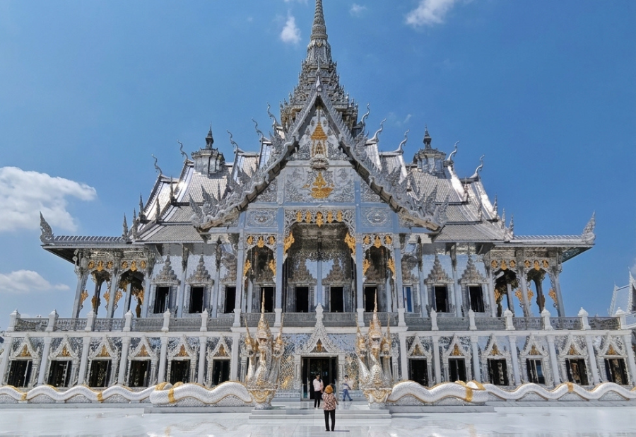 “タイの銀閣寺”とも称される　ワット プッタ プロムマヤーン